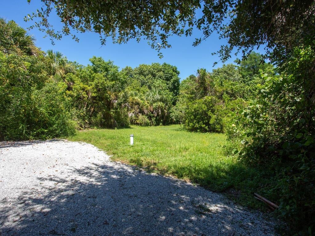 4636 Rue Royale Sanibel, FL 33957 - Photo 1 of 8 Gallery Image 1