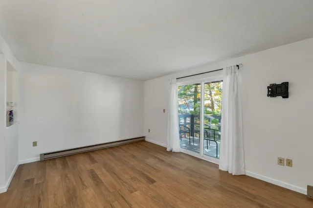 $400,000 | 147 Weirs Boulevard, Unit 7, Laconia, NH 03246