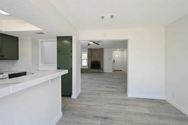 $299,999 | 404 Northwood Drive, Georgetown, TX 78628