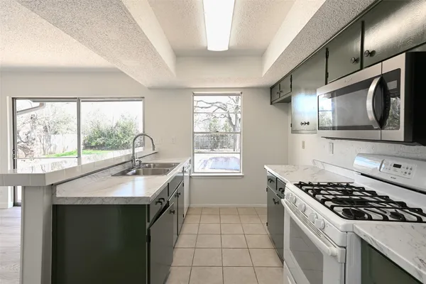 $299,999 | 404 Northwood Drive, Georgetown, TX 78628