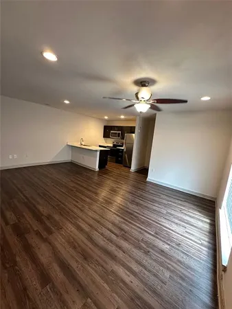 $1,150 | 2106 Bennett Avenue, Unit 210, Dallas, TX 75206