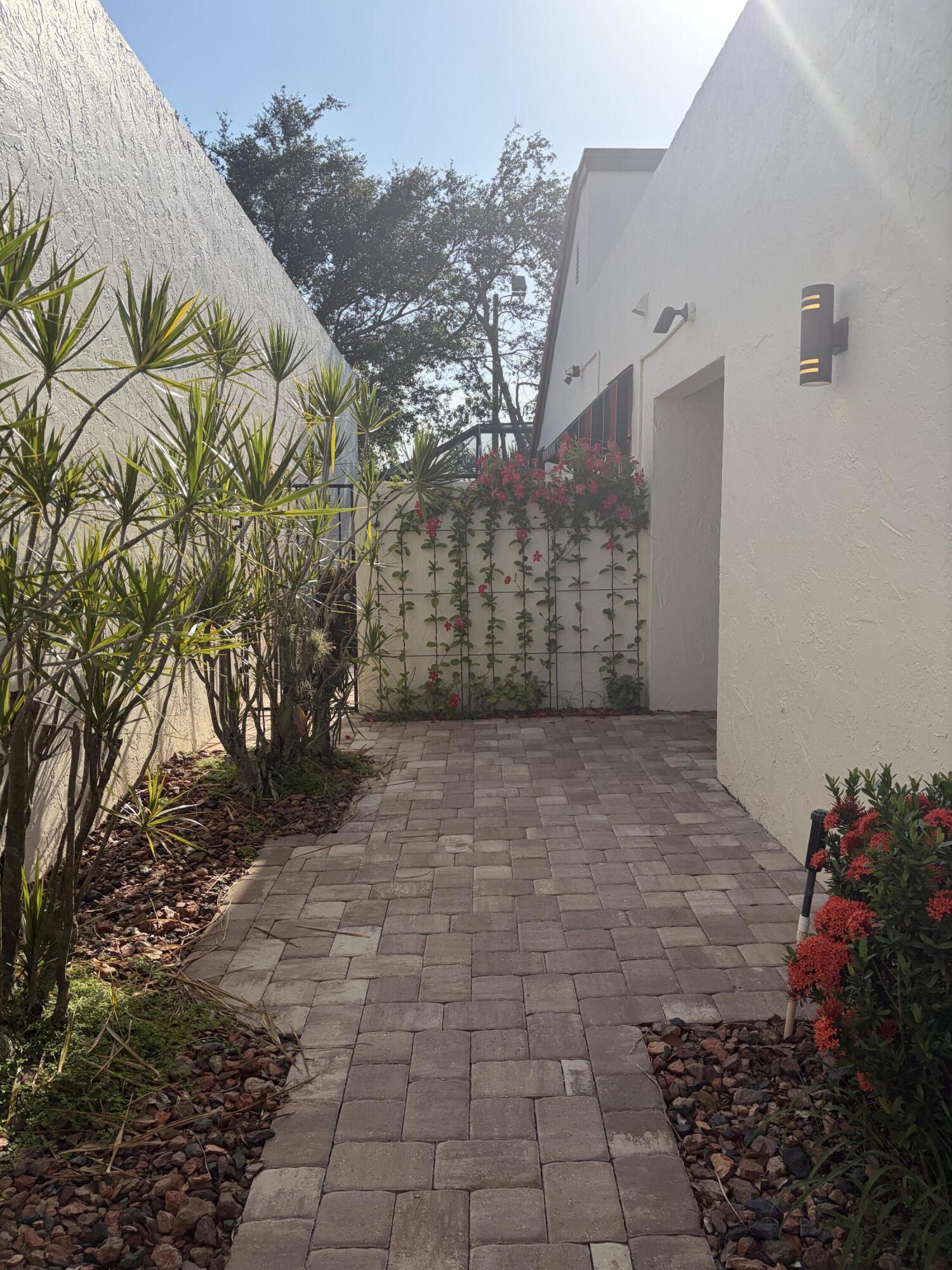 21435 Campo Allegro Drive Boca Raton, FL 33433 - Photo 4 of 50 Photo Jun 19 2026, 5 52 47 PM