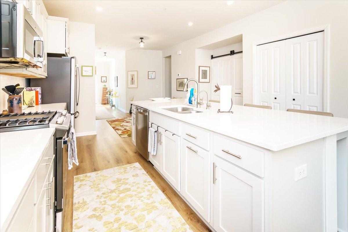 20158 78th Place Hamel, MN 55340 - Photo 9 of 34