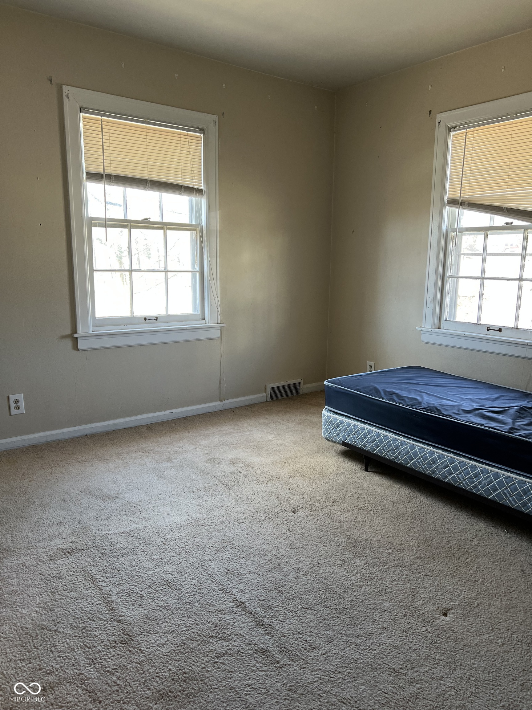 601 Walnut Street Anderson, IN 46012 - Photo 8 of 12 Gallery Image 8