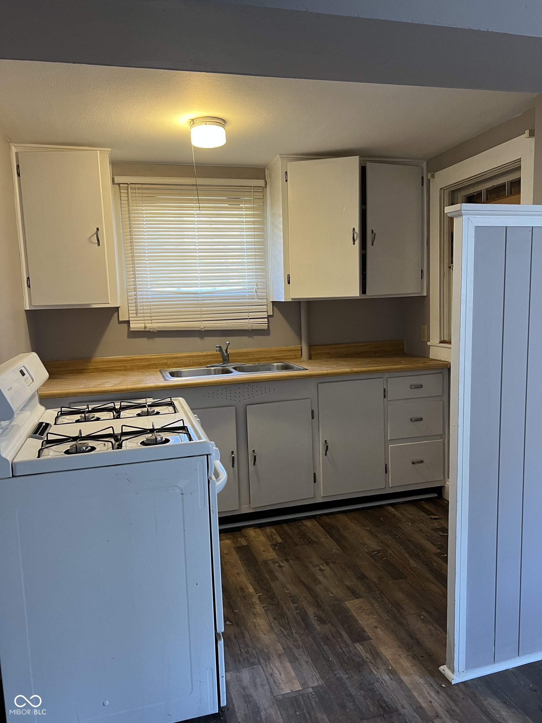 601 Walnut Street Anderson, IN 46012 - Photo 10 of 12 Gallery Image 10