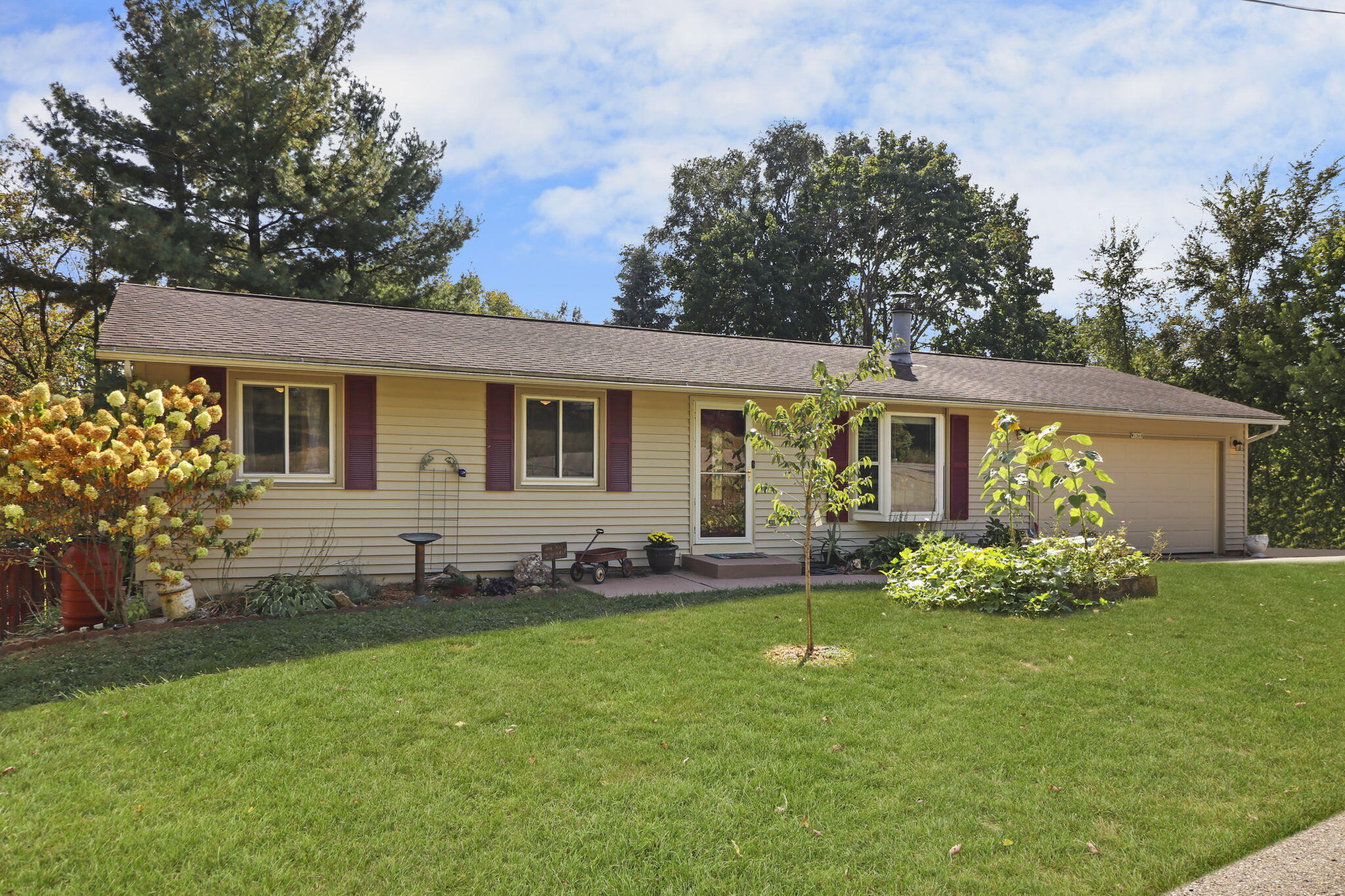 W1369 Birchwood Road Bloomfield, WI 53128 - Photo 1 of 1 a