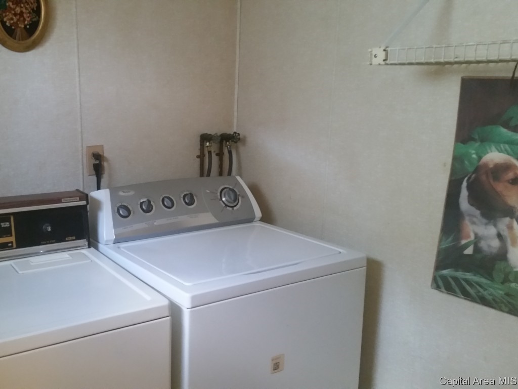 627 West Edwards Street Springfield, IL 62704 - Photo 9 of 12