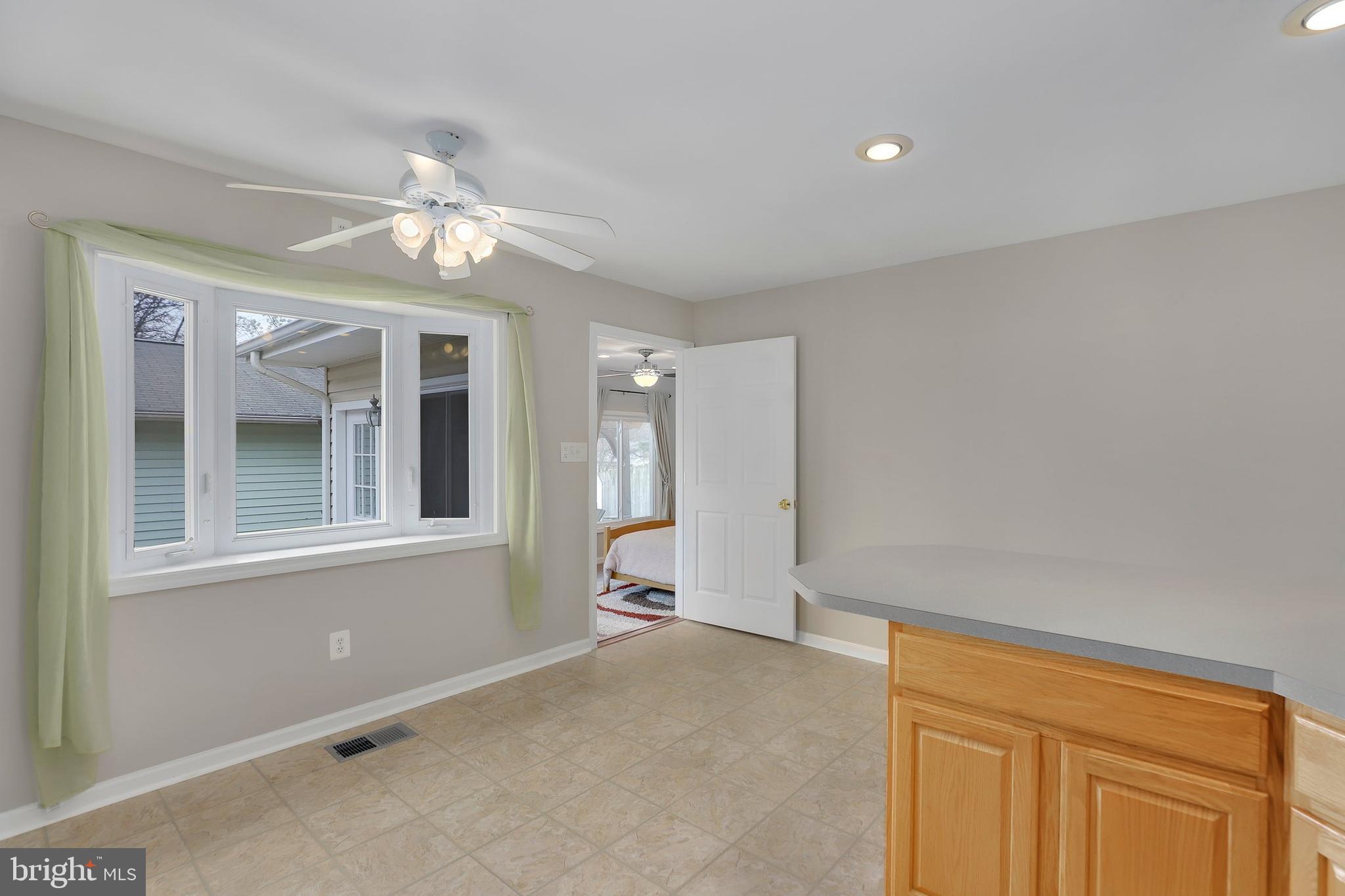 906 North York Road Sterling, VA 20164 - Photo 12 of 33 Gallery Image 12