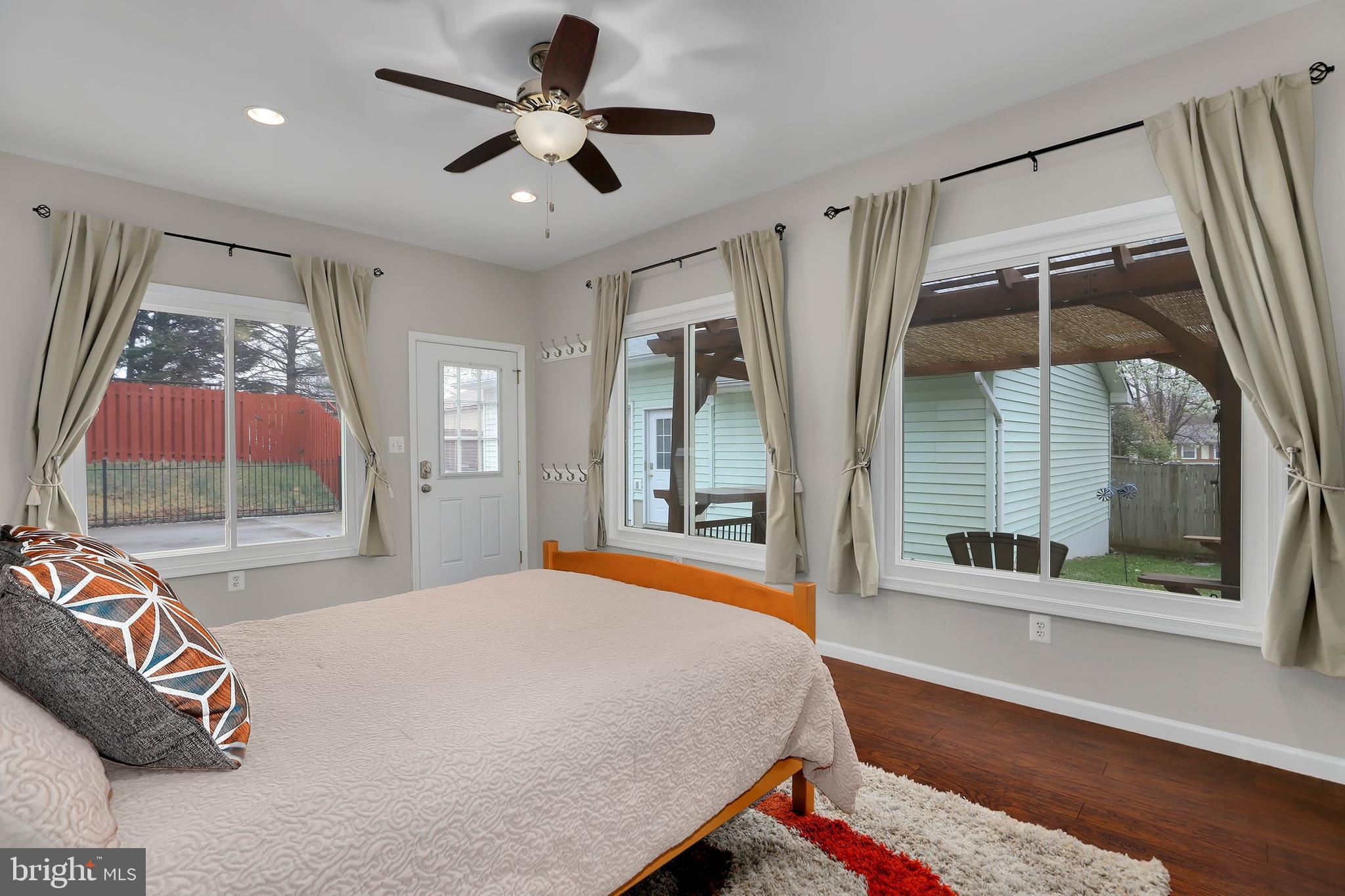 906 North York Road Sterling, VA 20164 - Photo 15 of 33 Gallery Image 15