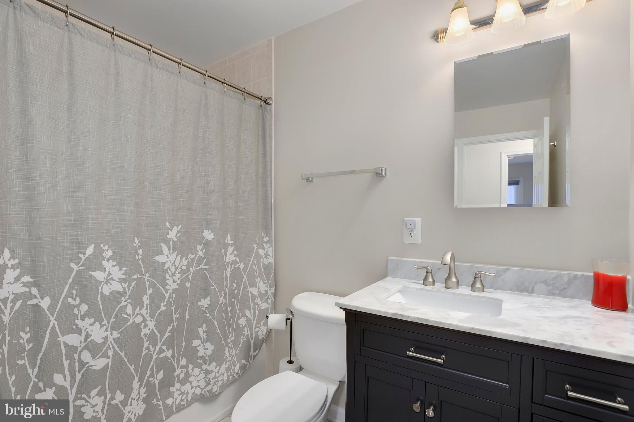 906 North York Road Sterling, VA 20164 - Photo 17 of 33 Gallery Image 17