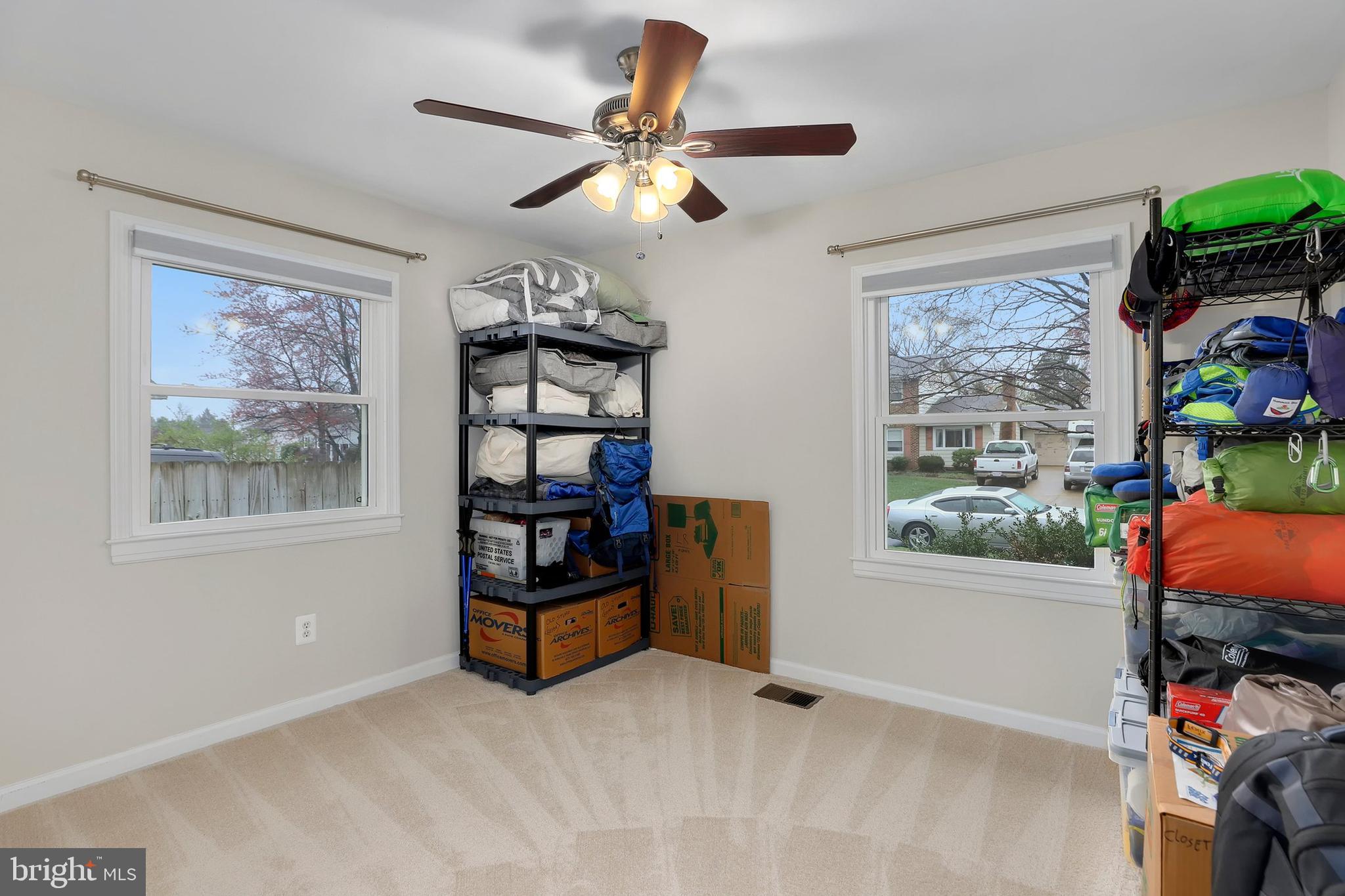 906 North York Road Sterling, VA 20164 - Photo 20 of 33 Gallery Image 20