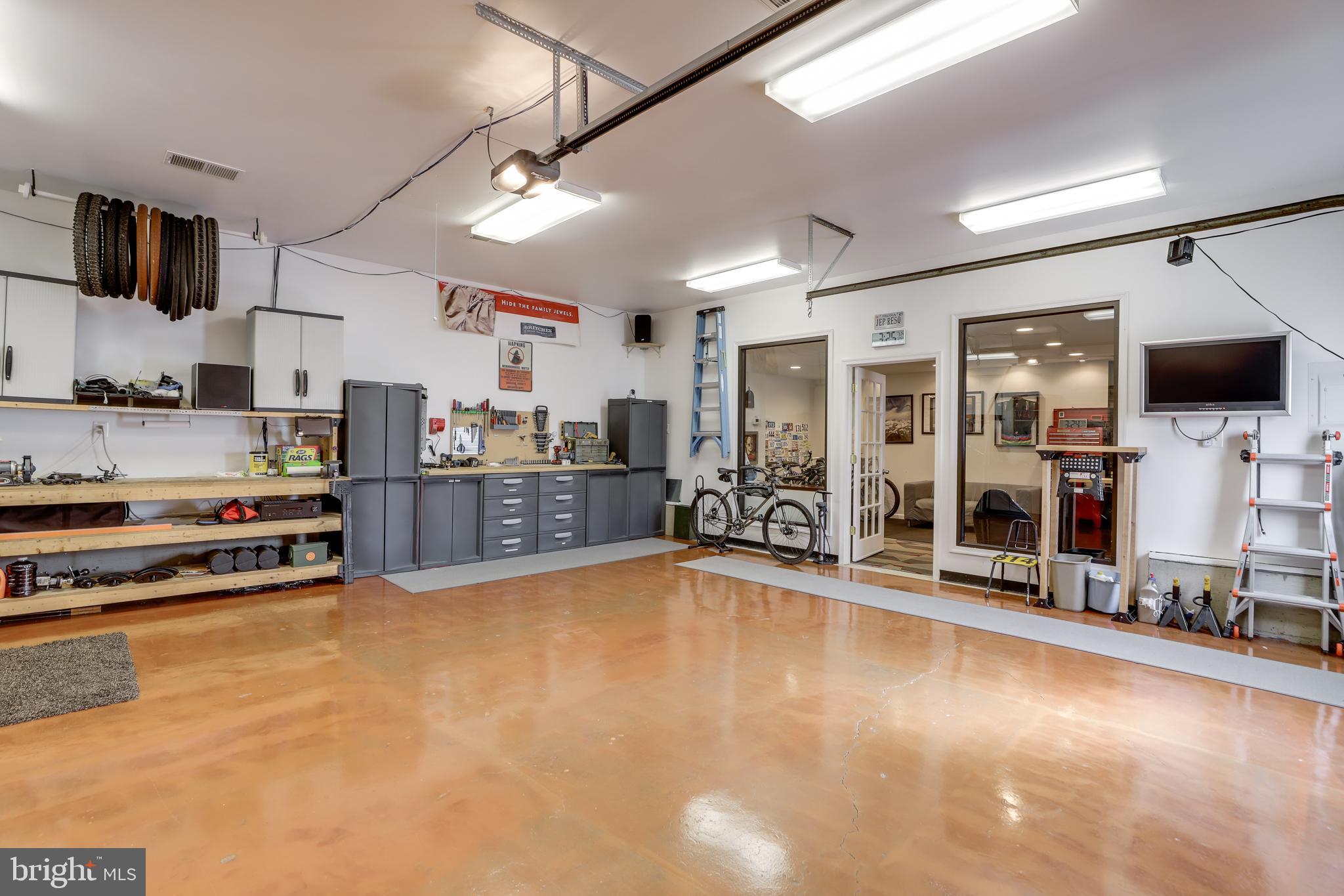 906 North York Road Sterling, VA 20164 - Photo 29 of 33 Gallery Image 29
