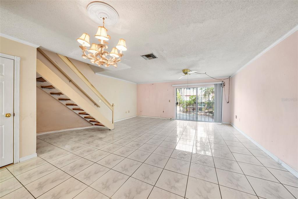 1635 58th Terrace South, Unit 2 St. Petersburg, FL 33712 - Photo 6 of 25