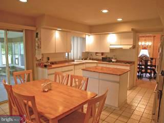 781 Stephen Road Warminster, PA 18974 - Photo 4 of 6 Gallery Image 4