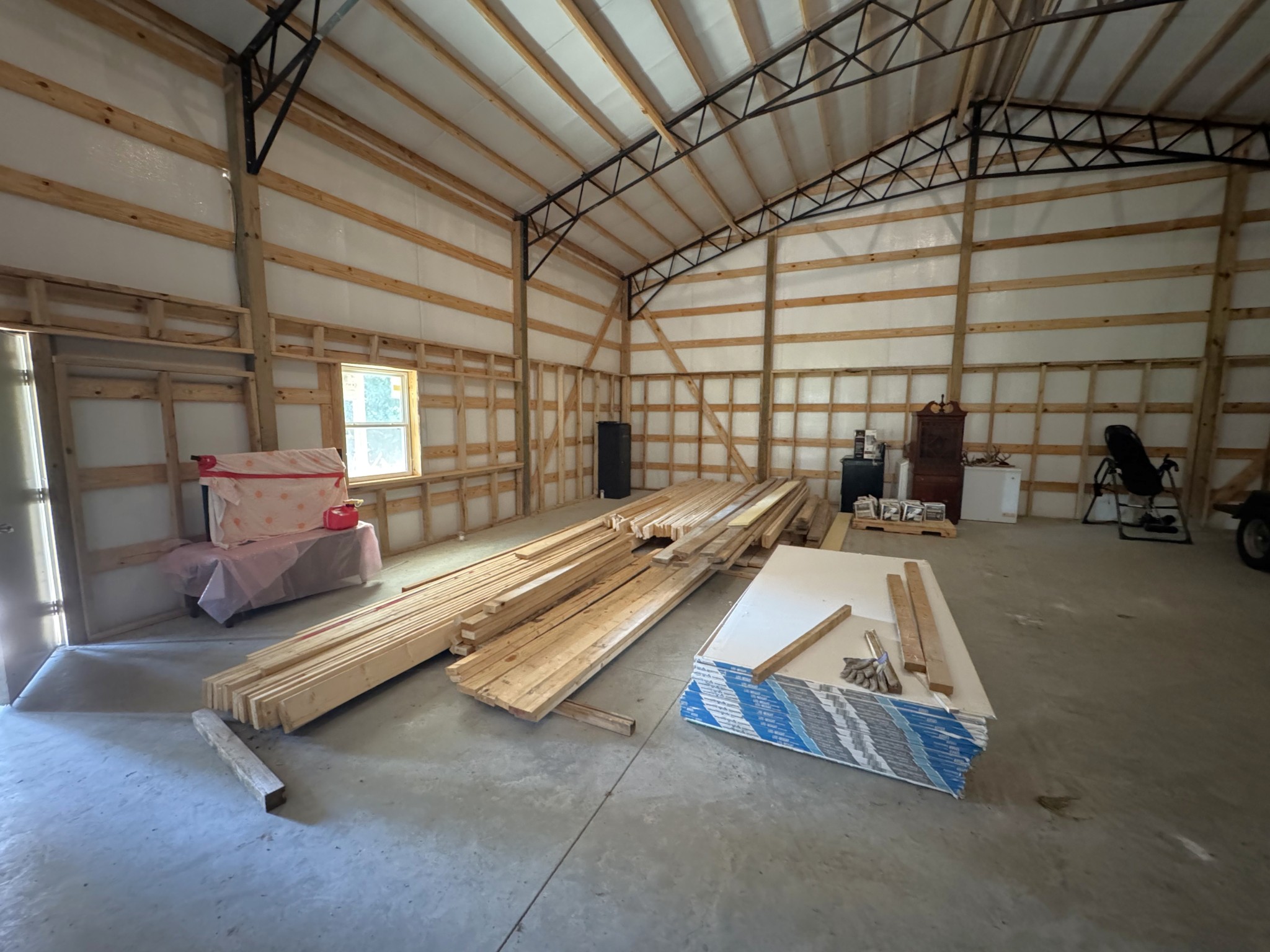 96 Crystal Springs Road Kelso, TN 37348 - Photo 5 of 8 a view of a room with gym equipment