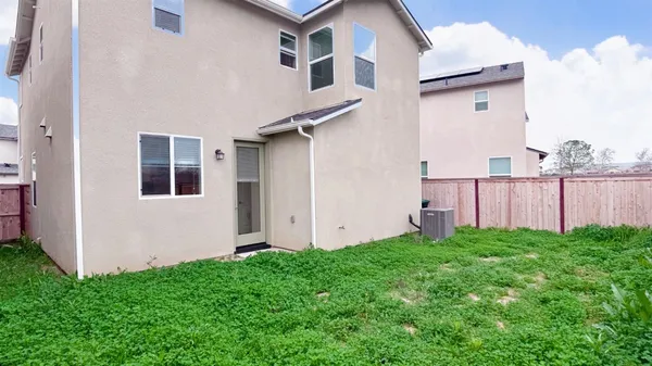 $370,000 | 4163 Vincent Road, Madera, CA 93636