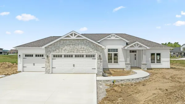 $395,000 | 17681 Seahawk Lane, Huntertown, IN 46748