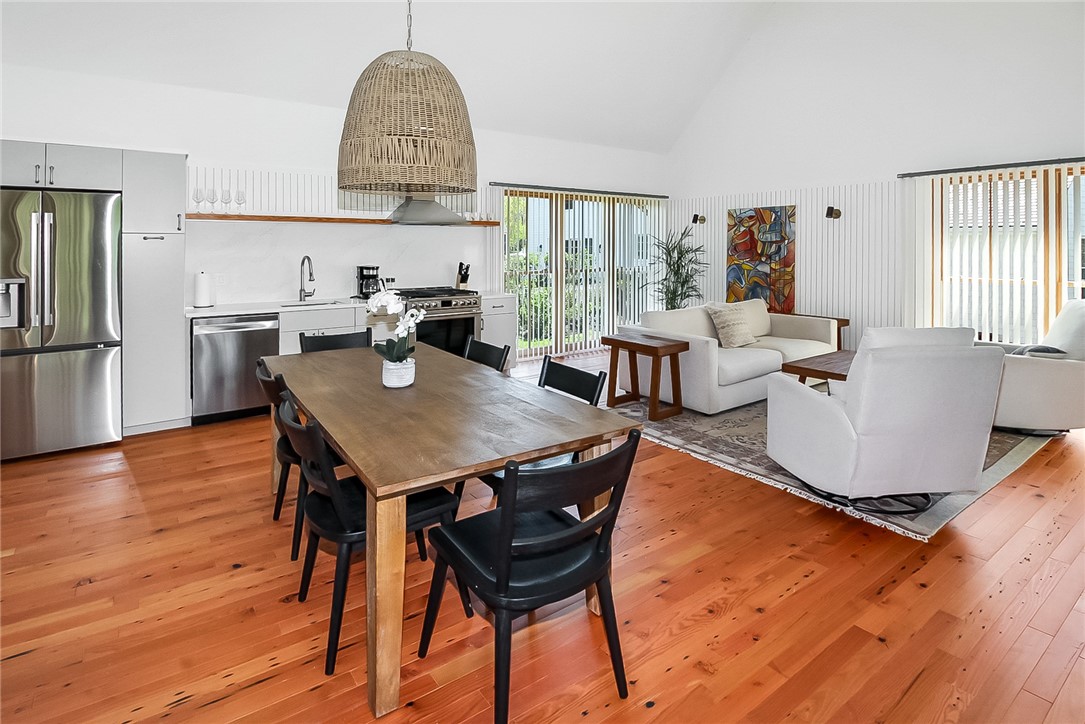10 Wyndham Hill Road, Unit ADU Middletown, RI 02842 - Photo 4 of 21 Kitchen & Dining Area