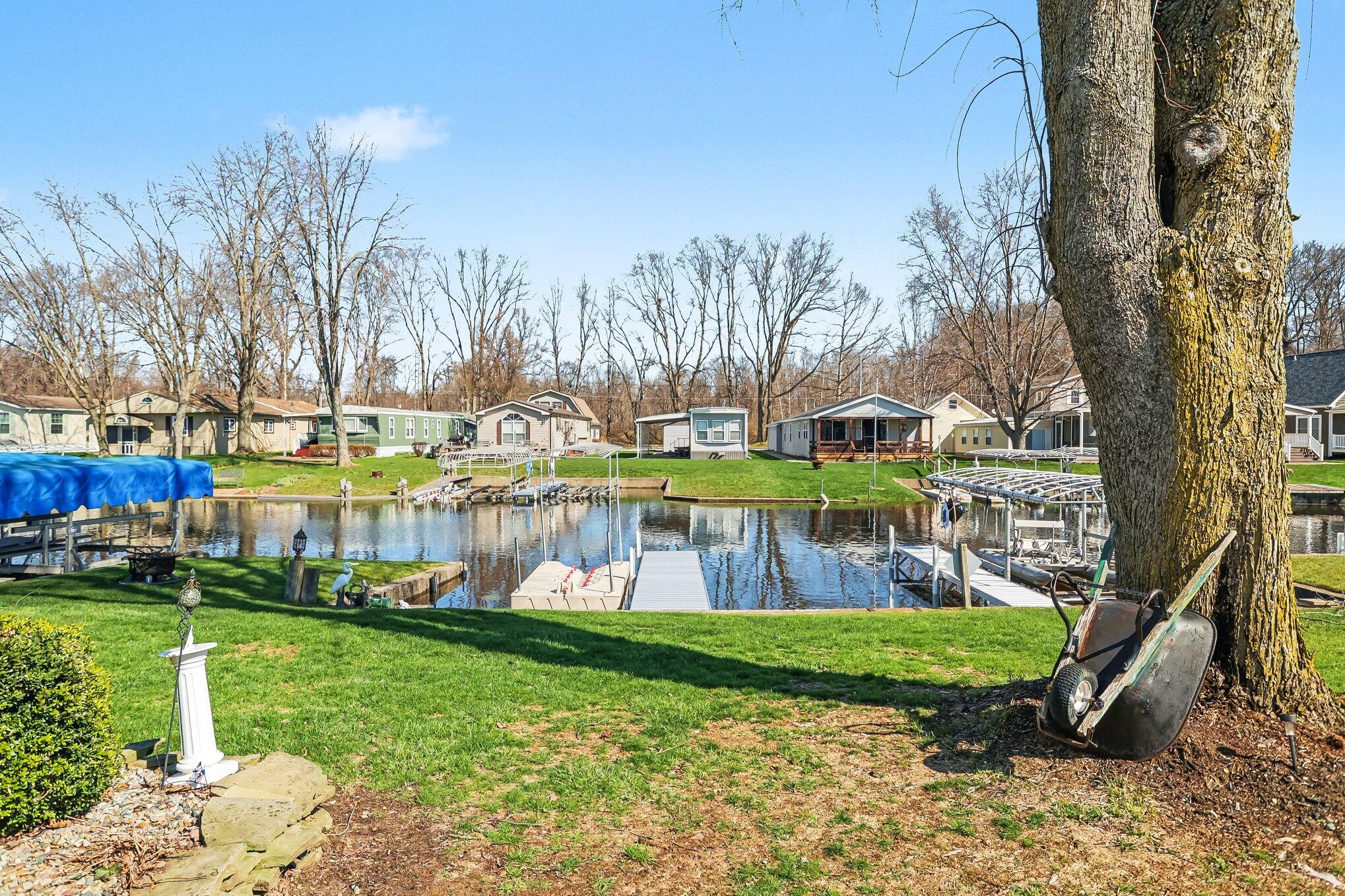 572 Maple Lane Coldwater, MI 49036 - Photo 4 of 28 004_file_8738