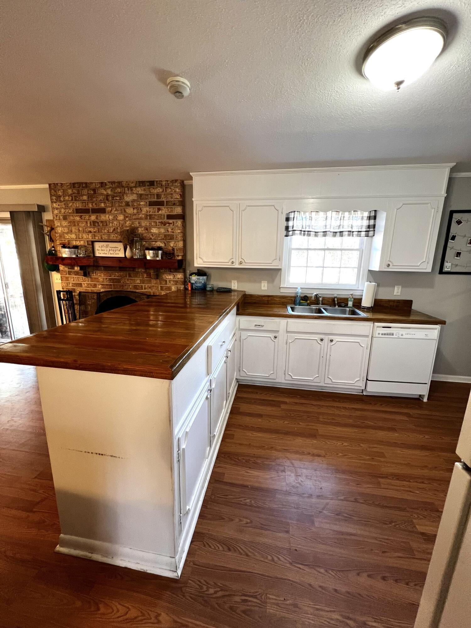206 Sangaree Road Walterboro, SC 29488 - Photo 35 of 50 Kitchen