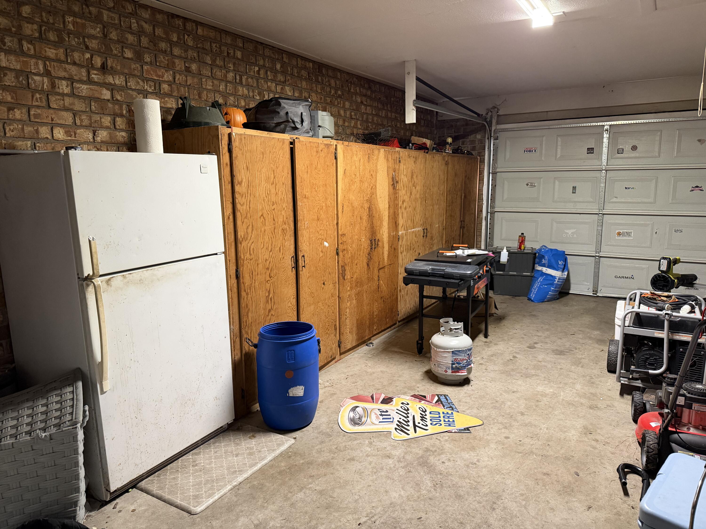 206 Sangaree Road Walterboro, SC 29488 - Photo 48 of 50 Garage