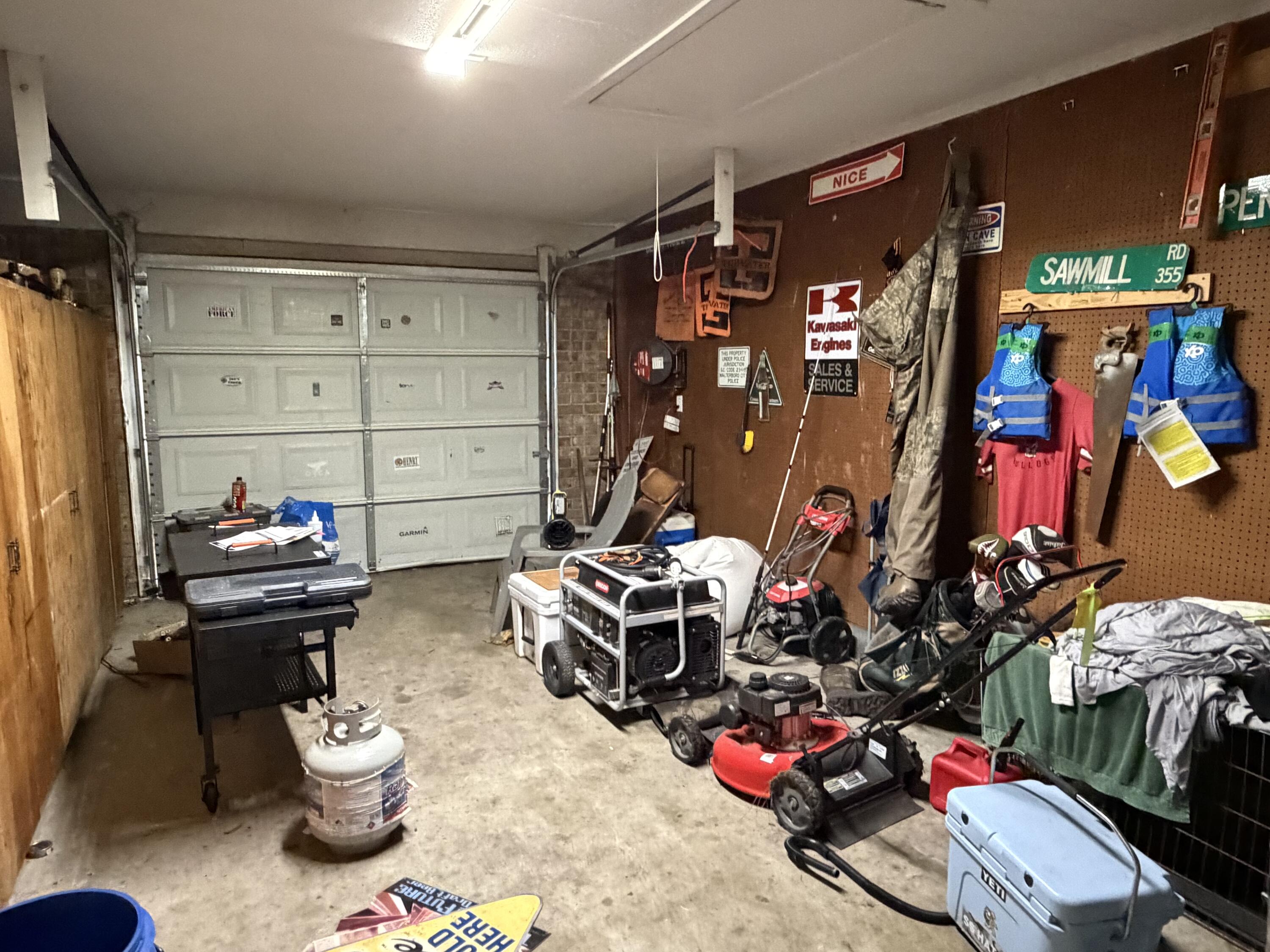 206 Sangaree Road Walterboro, SC 29488 - Photo 49 of 50 Garage