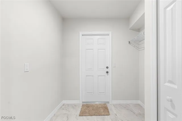 $365,900 | 3594 Northeast 9th Place, Cape Coral, FL 33909