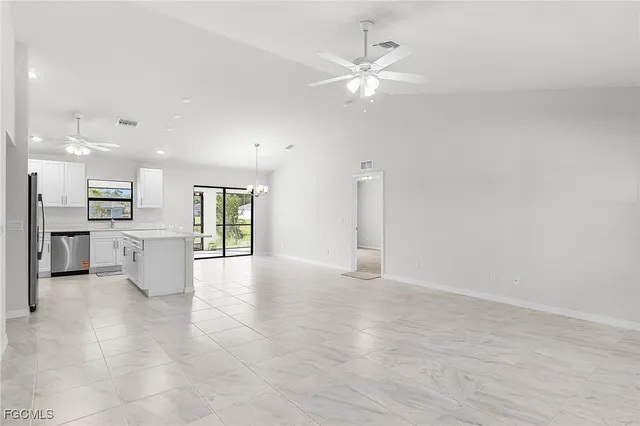 $365,900 | 3594 Northeast 9th Place, Cape Coral, FL 33909