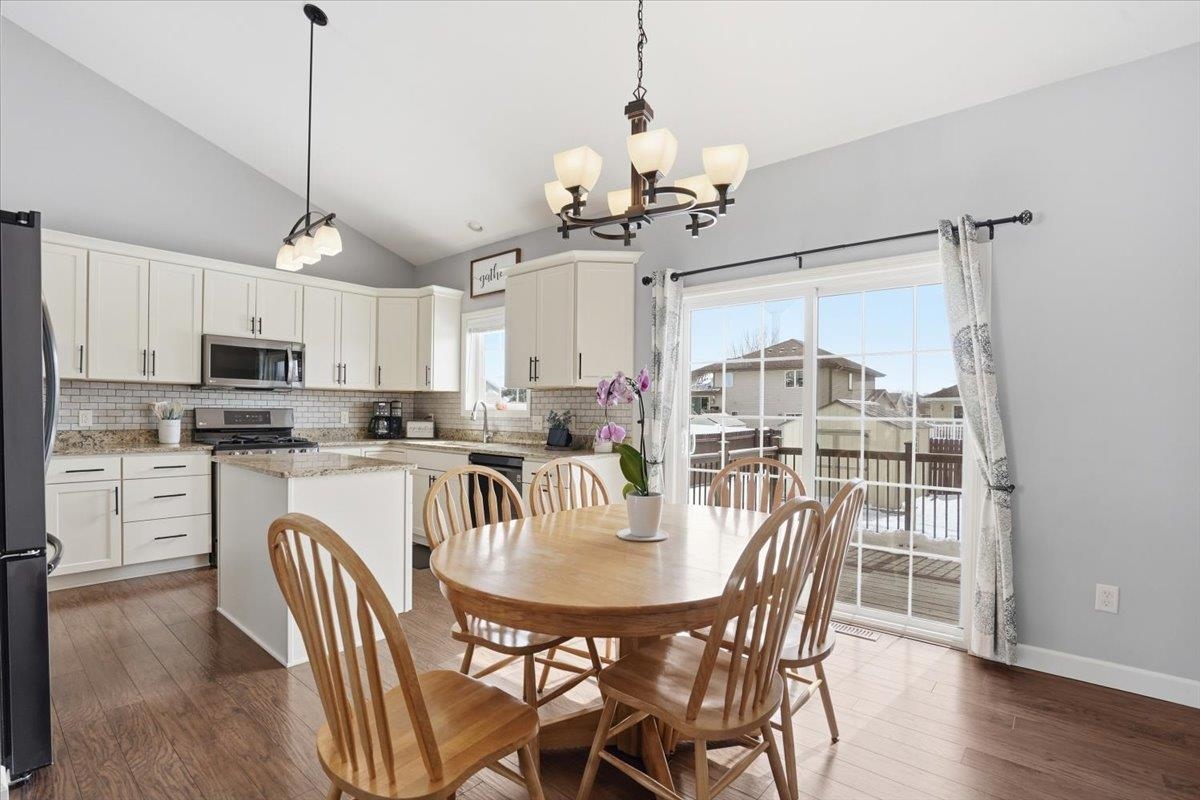 124 Cedar Street Brooklyn, WI 53521 - Photo 12 of 62