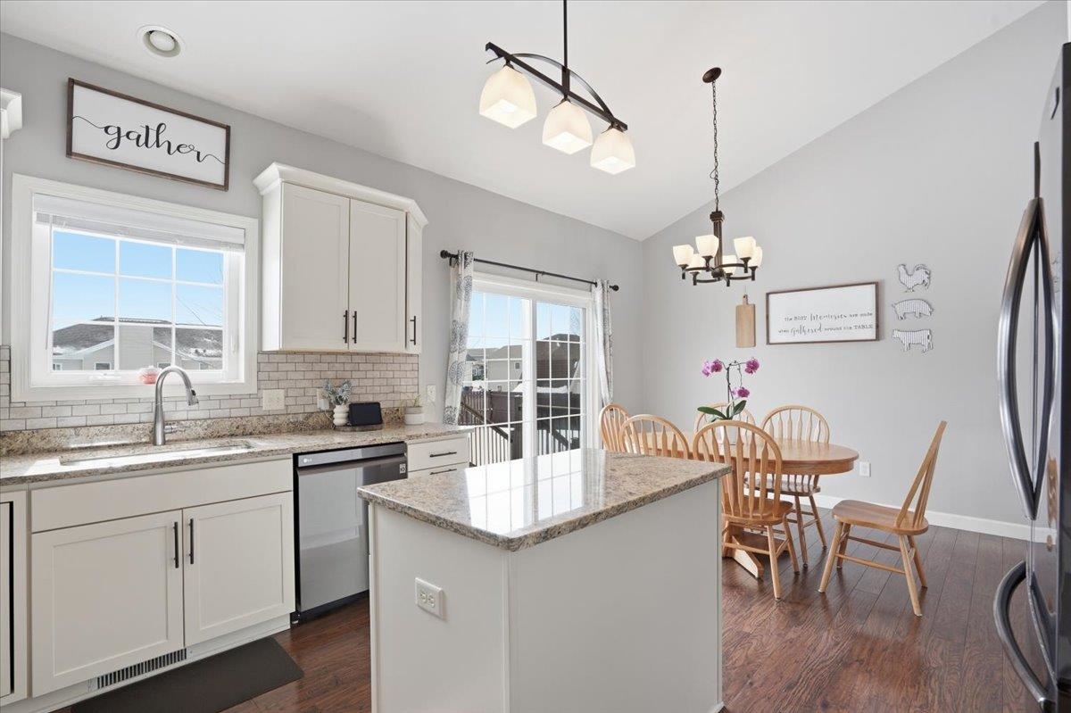 124 Cedar Street Brooklyn, WI 53521 - Photo 16 of 62