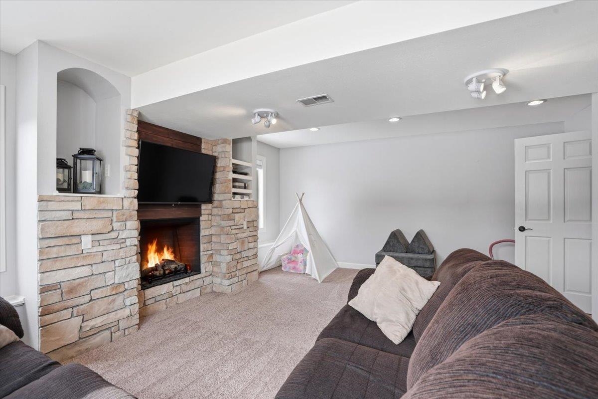 124 Cedar Street Brooklyn, WI 53521 - Photo 32 of 62