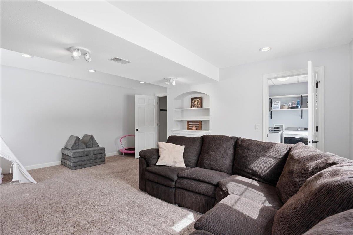 124 Cedar Street Brooklyn, WI 53521 - Photo 34 of 62