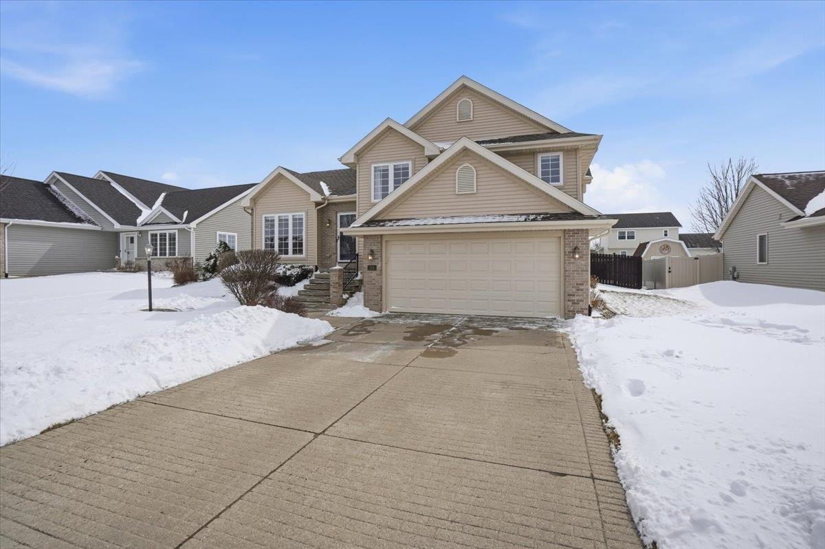 124 Cedar Street Brooklyn, WI 53521 - Photo 4 of 62