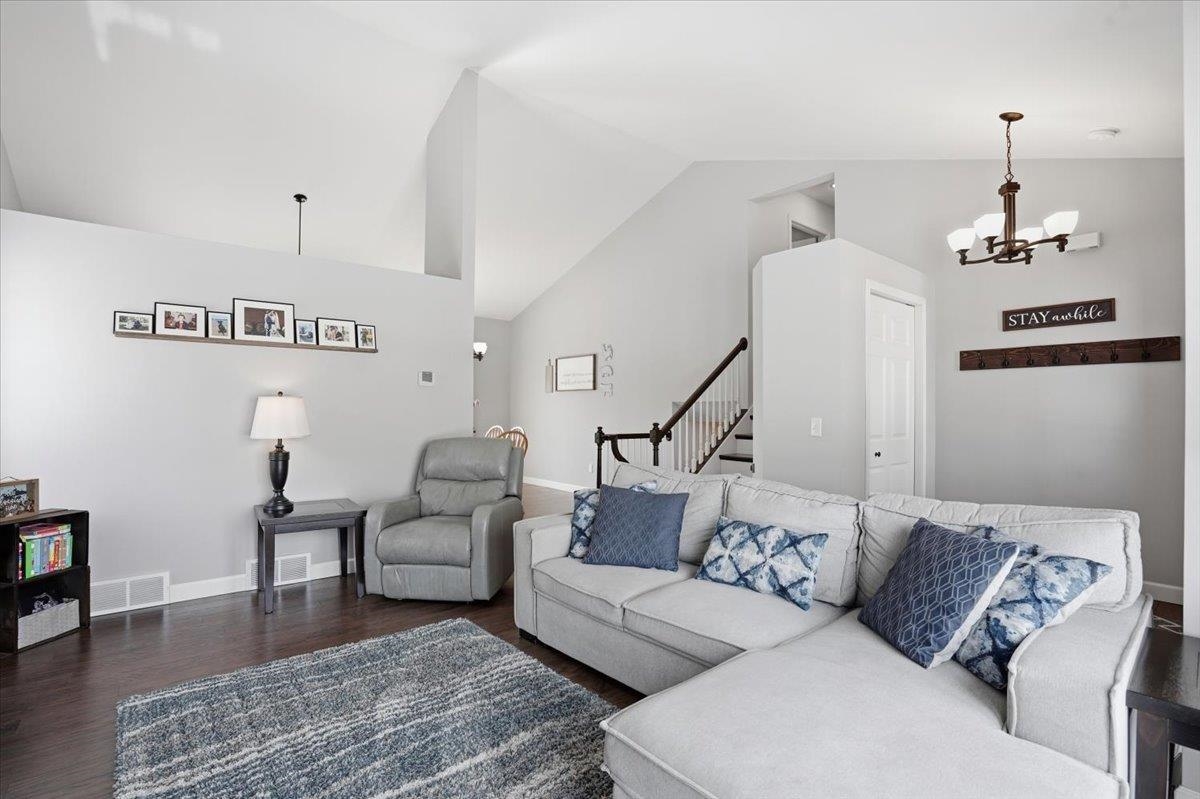 124 Cedar Street Brooklyn, WI 53521 - Photo 8 of 62