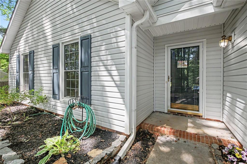 9520 Jefferson Valley Drive Rural Hall, NC 27045 - Photo 6 of 27