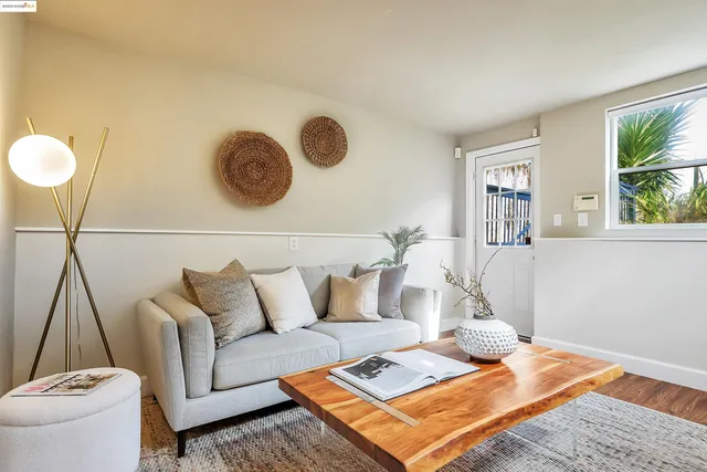 $879,000 | 964 61st Street, Oakland, CA 94608