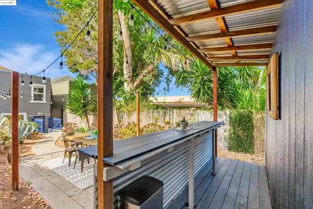 $879,000 | 964 61st Street, Oakland, CA 94608