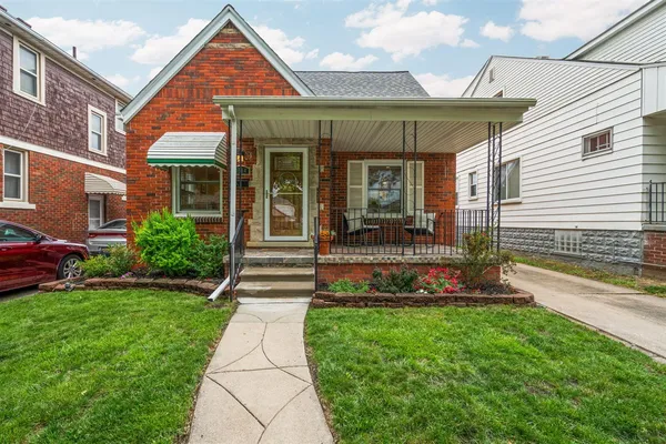 $265,000 | 4594 Palmer Street, Dearborn, MI 48126