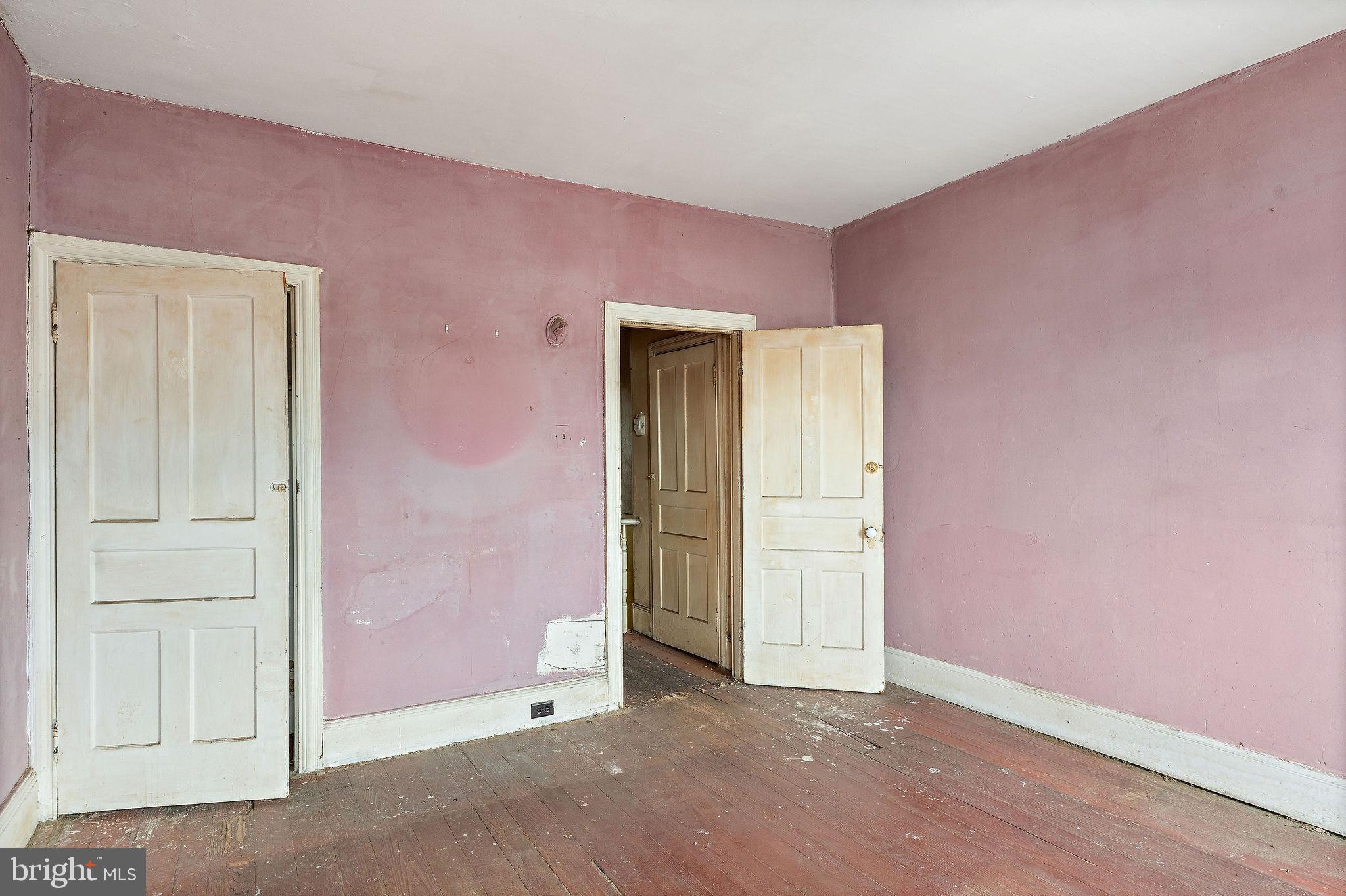 610 Point Street Camden, NJ 08102 - Photo 15 of 23 an empty room with closet