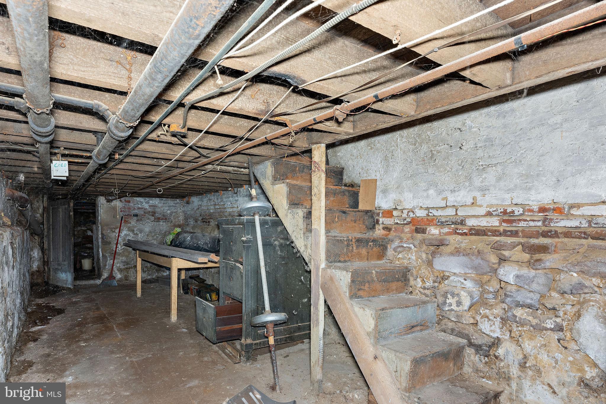 610 Point Street Camden, NJ 08102 - Photo 22 of 23 a view of entryway