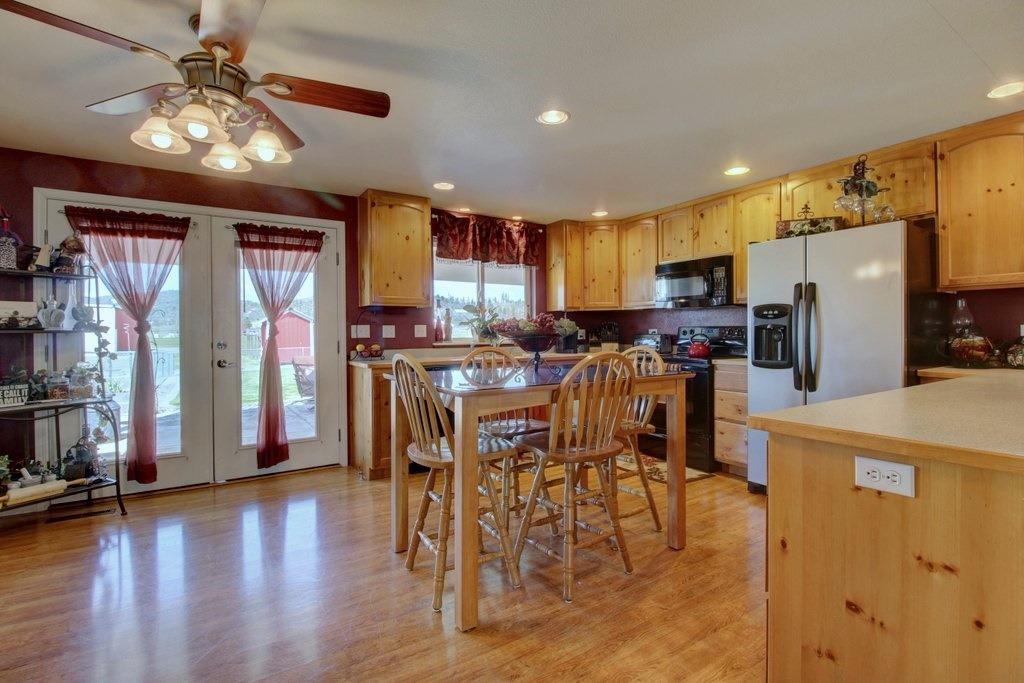 4022 Winnetka Road White City, OR 97503 - Photo 7 of 35 Additional Photo