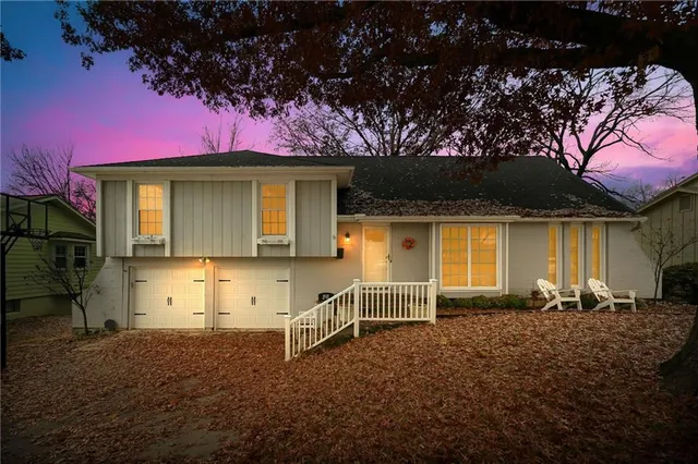 $359,000 | 10128 Nall Avenue, Overland Park, KS 66207