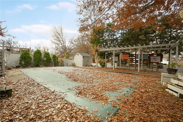 $359,000 | 10128 Nall Avenue, Overland Park, KS 66207