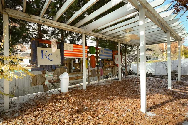 $359,000 | 10128 Nall Avenue, Overland Park, KS 66207