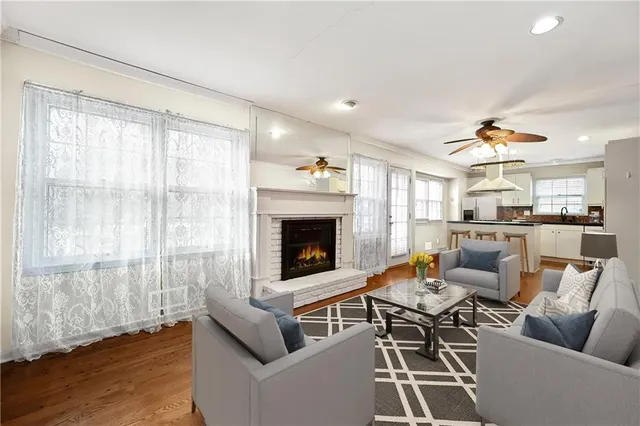 $359,000 | 10128 Nall Avenue, Overland Park, KS 66207