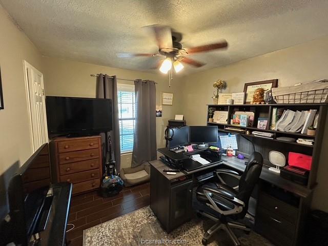 3917 Seminole Court Bryan, TX 77802 - Photo 11 of 20