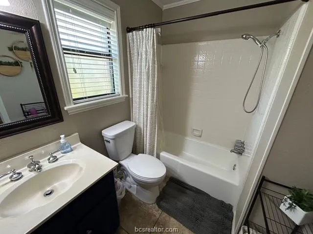 $1,900 | 3917 Seminole Court, Bryan, TX 77802