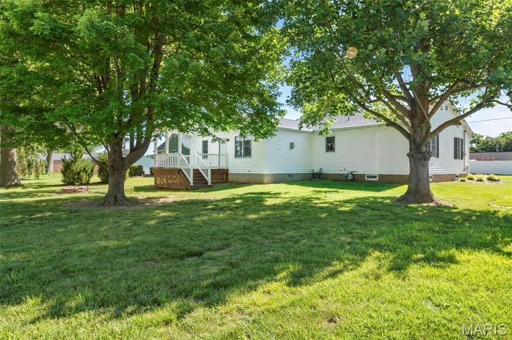 501 Jacob Street St. Jacob, IL 62281 - Photo 3 of 33