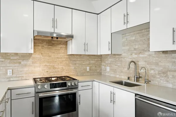 $739,000 | 50 Jerrold Avenue, Unit 215, San Francisco, CA 94124