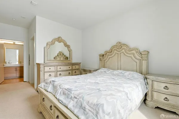$739,000 | 50 Jerrold Avenue, Unit 215, San Francisco, CA 94124